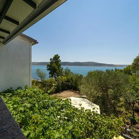 Apartment Lanadoti